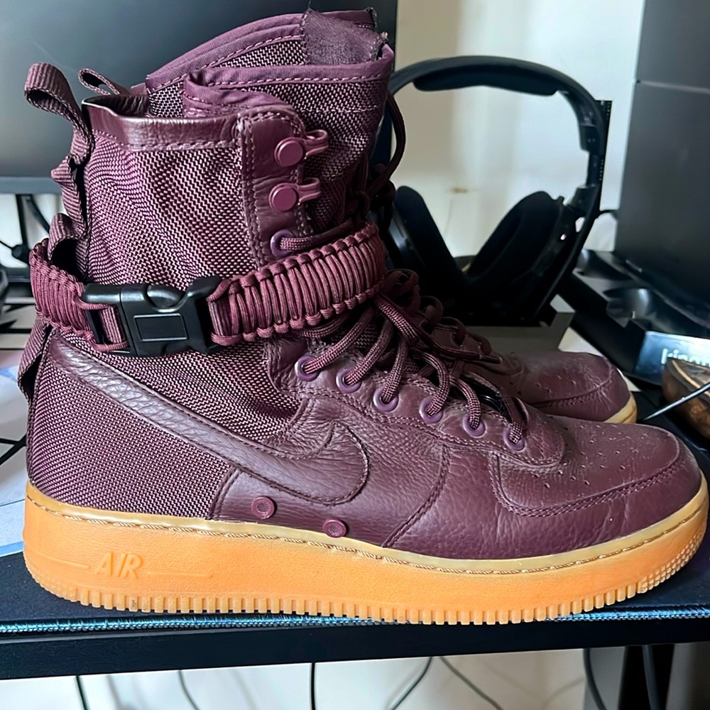 Deep burgundy air force 1 high